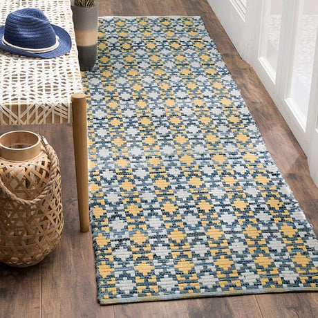 Safavieh Montauk Mtk123B Gold / Multi Rugs.