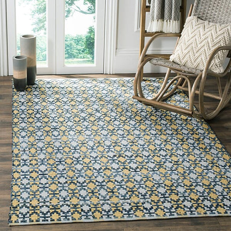 Safavieh Montauk Mtk123B Gold / Multi Rugs.