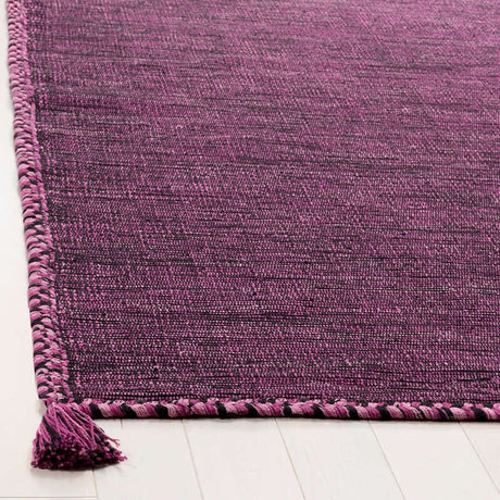 Safavieh Montauk Mtk150R Purple / Black Rugs.