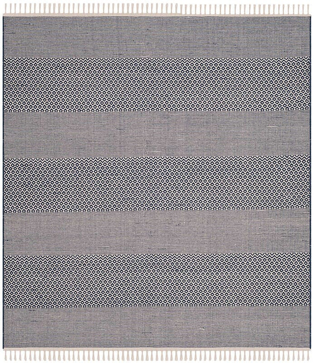 Safavieh Montauk Mtk330B Ivory/Navy Rug.