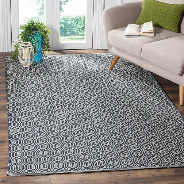 Safavieh Montauk Mtk333B Ivory / Navy Rugs.