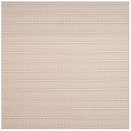 Safavieh Montauk Mtk341A Ivory / Grey Rugs.