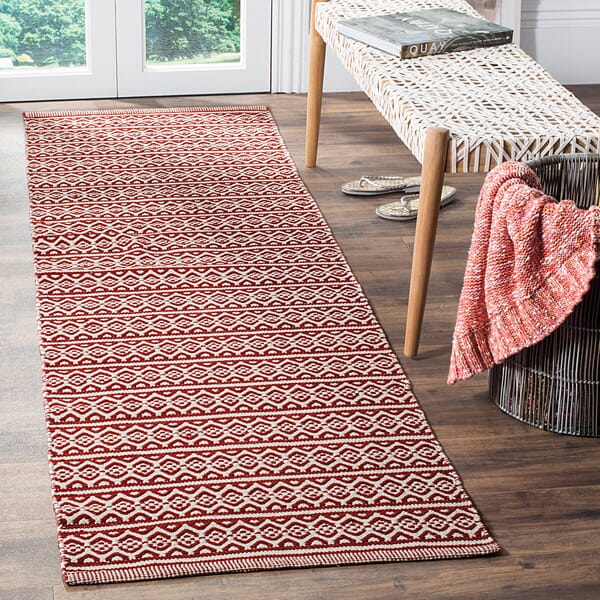 Safavieh Montauk Mtk341C Ivory / Red Rugs.