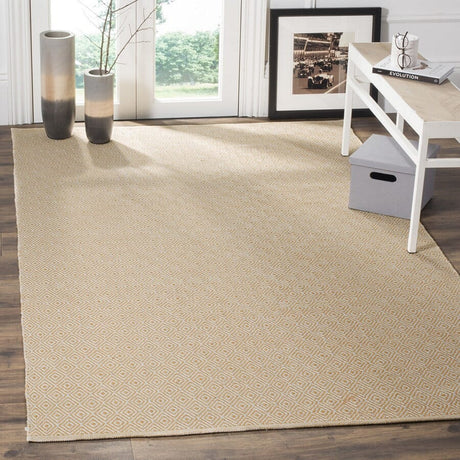 Safavieh Montauk Mtk515K Ivory / Gold Rugs.