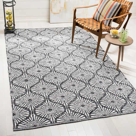 Safavieh Montauk Mtk606A Black / Ivory Rugs.