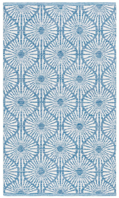 Safavieh Montauk Mtk606B Blue / Ivory Geometric Area Rug