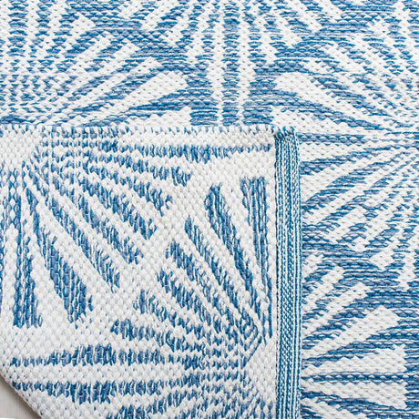 Safavieh Montauk Mtk606B Blue / Ivory Rugs.