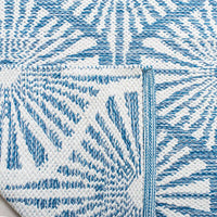 Safavieh Montauk Mtk606B Blue / Ivory Geometric Area Rug