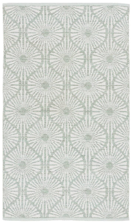 Safavieh Montauk Mtk606G Light Green / Ivory Rugs.