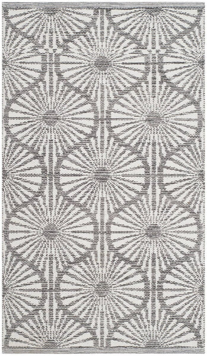 Safavieh Montauk Mtk606J Charcoal / Ivory Geometric Area Rug