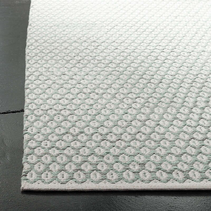 Safavieh Montauk Mtk608G Light Green / Ivory Area Rug