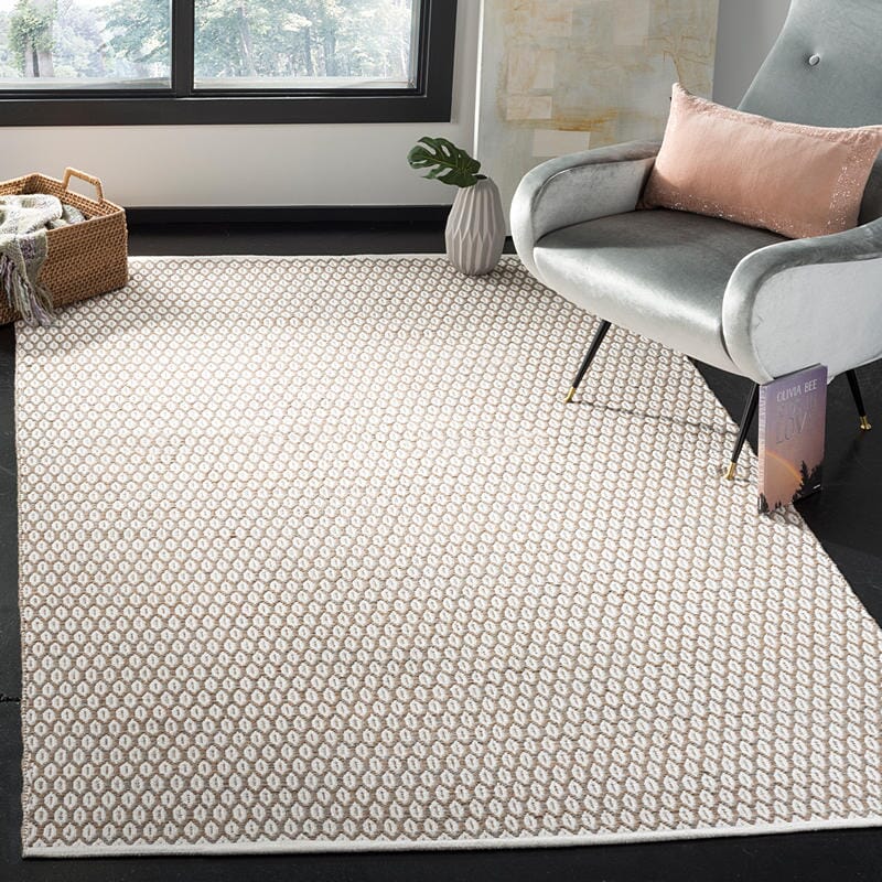 Safavieh Montauk Mtk608R Beige / Ivory Area Rug