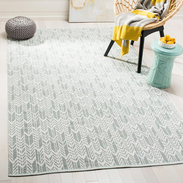 Safavieh Montauk Mtk609G Light Green / Ivory Rugs.