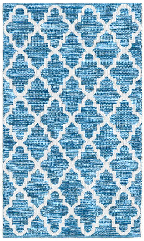 Safavieh Montauk Mtk611B Blue / Ivory Rugs.