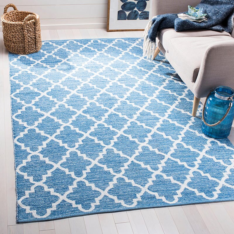 Safavieh Montauk Mtk611B Blue / Ivory Geometric Area Rug