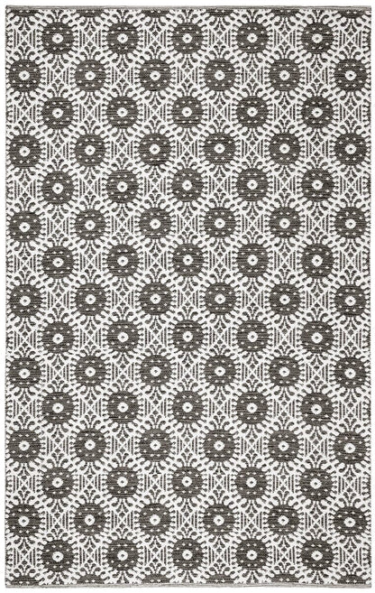 Safavieh Montauk Mtk612A Black / Ivory Geometric Area Rug