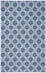 Safavieh Montauk Mtk612C Navy / Ivory Rugs.