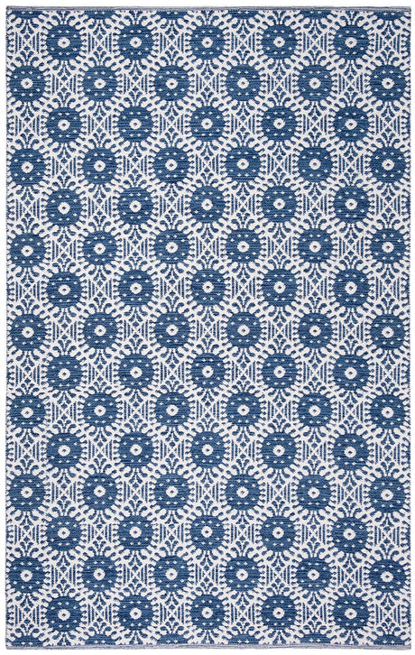 Safavieh Montauk Mtk612C Navy / Ivory Rugs.