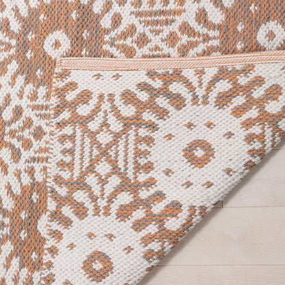 Safavieh Montauk Mtk612D Orange / Ivory Geometric Area Rug