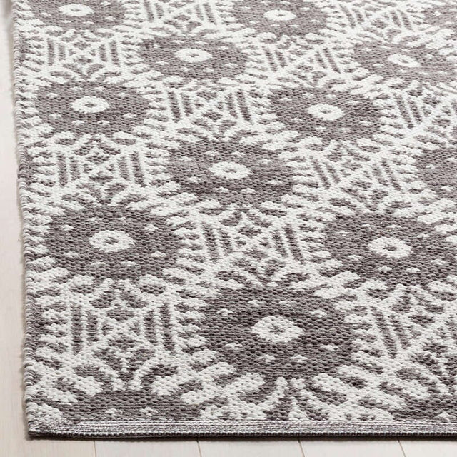 Safavieh Montauk Mtk612J Charcoal / Ivory Rugs.