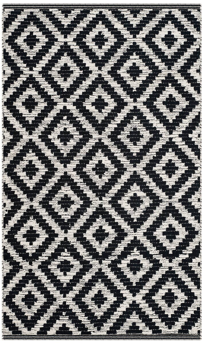 Safavieh Montauk Mtk613A Black / Ivory Geometric Area Rug