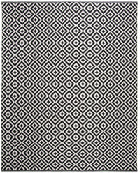 Safavieh Montauk Mtk613A Black / Ivory Geometric Area Rug