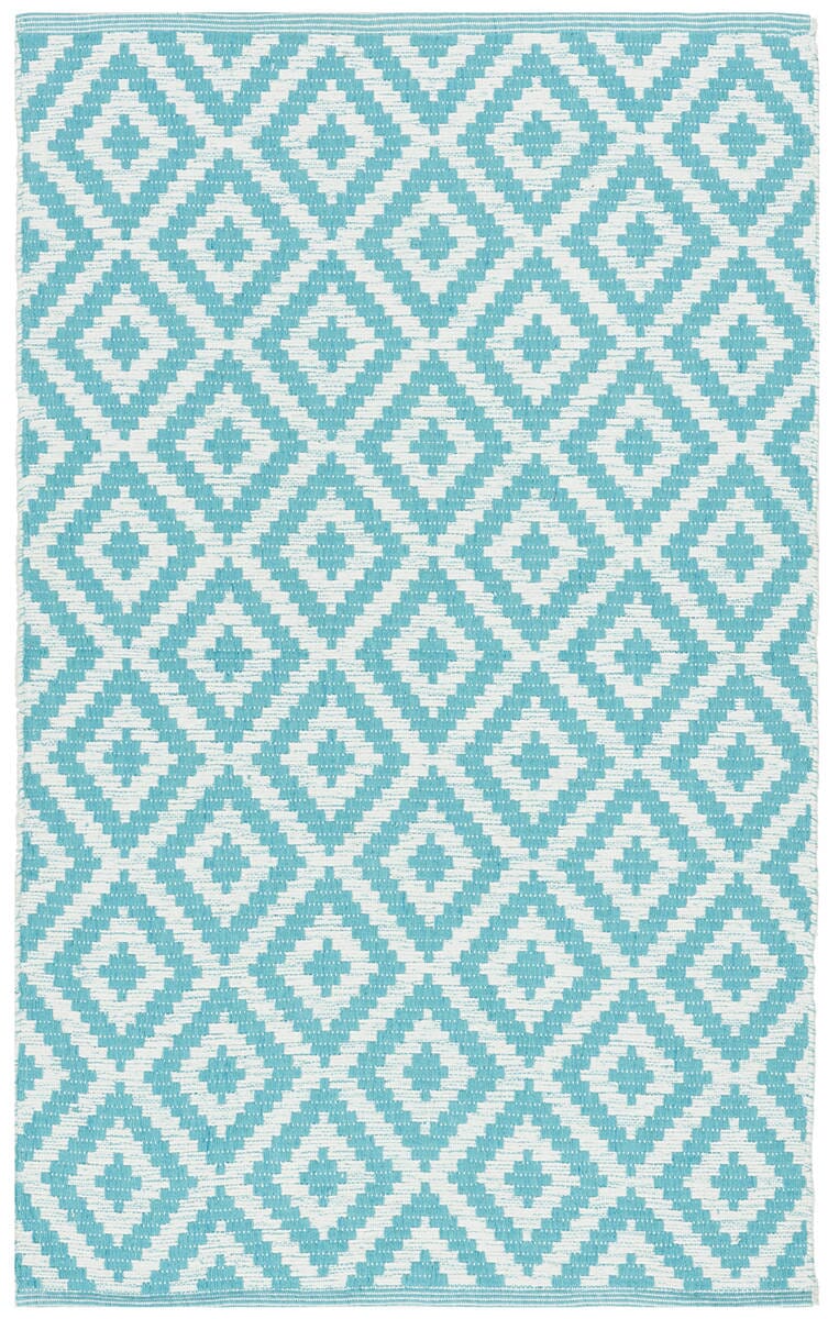 Safavieh Montauk Mtk613L Light Blue / Ivory Geometric Area Rug