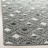 Safavieh Montauk Mtk614A Black / Ivory Rugs.