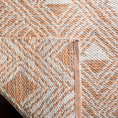 Safavieh Montauk Mtk614O Peach / Ivory Geometric Area Rug