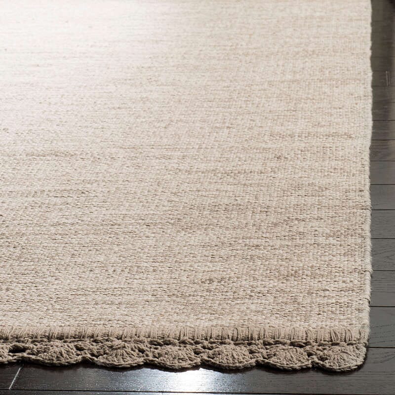 Safavieh Montauk Mtk615R Beige Area Rug