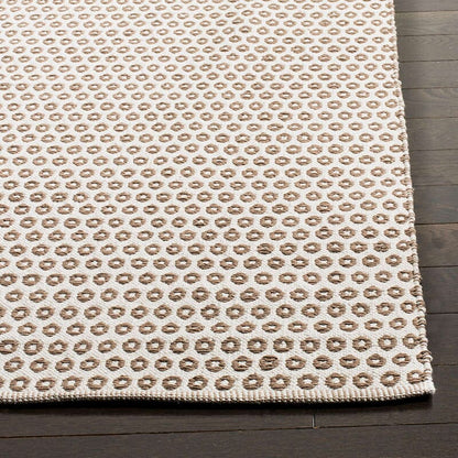 Safavieh Montauk Mtk616E Taupe / Ivory Area Rug