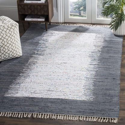 Safavieh Montauk Mtk711G Ivory / Grey Bordered Area Rug