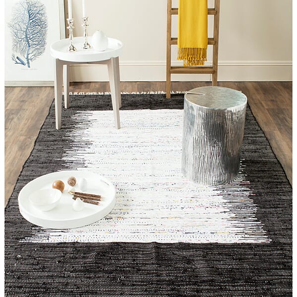 Safavieh Montauk Mtk711H Ivory / Black Bordered Area Rug