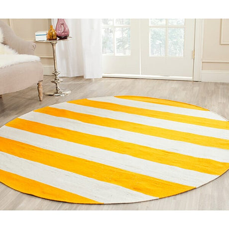 Safavieh Montauk Mtk712A Yellow / White Rugs.