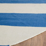 Safavieh Montauk Mtk712C Blue / White Rugs.