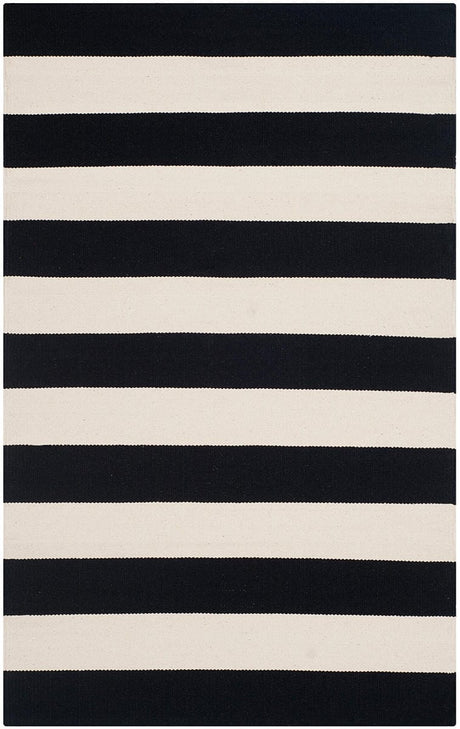 Safavieh Montauk Mtk712D Black / White Rugs.