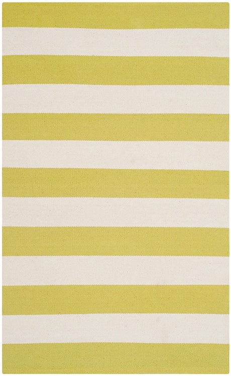 Safavieh Montauk Mtk712E Green / White Rugs.