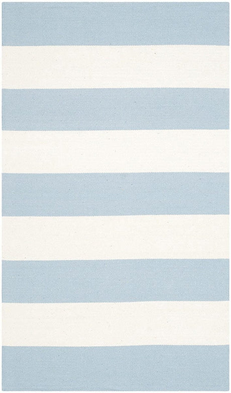 Safavieh Montauk Mtk712K Sky Blue / Ivory Rugs.