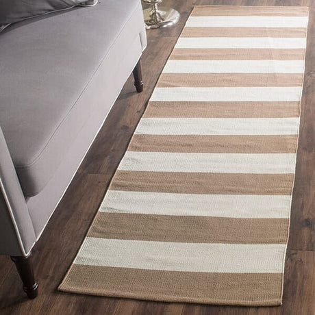 Safavieh Montauk Mtk712M Sand / Ivory Rugs.