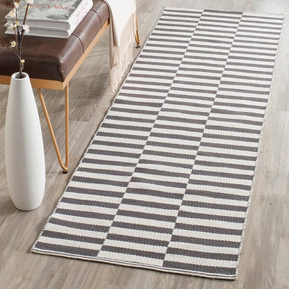 Safavieh Montauk Mtk715A Ivory / Grey Striped Area Rug