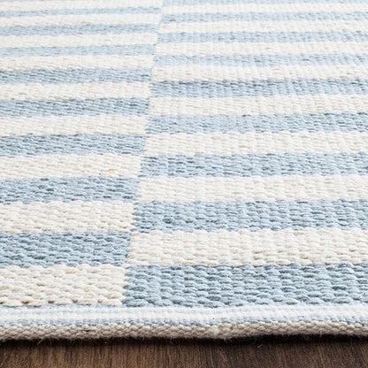 Safavieh Montauk Mtk715B Ivory / Light Blue Striped Area Rug