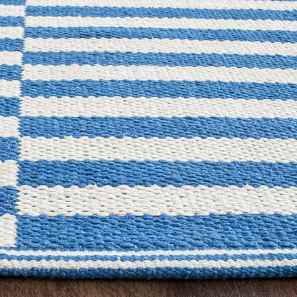 Safavieh Montauk Mtk715C Ivory / Blue Striped Area Rug