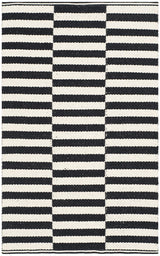 Safavieh Montauk Mtk715D Ivory/Black Rug.