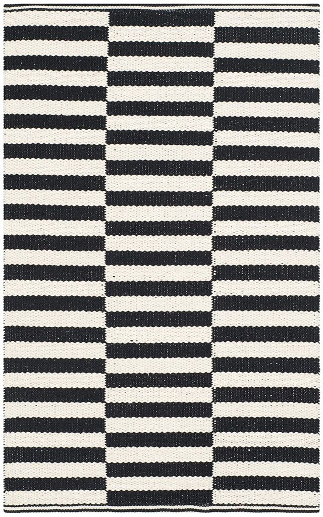 Safavieh Montauk Mtk715D Ivory/Black Rug.