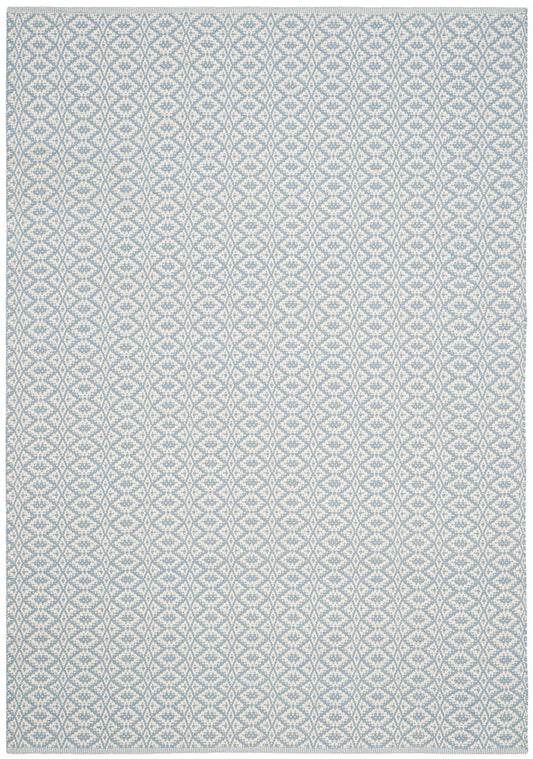 Safavieh Montauk Mtk716B Ivory / Light Blue Geometric Area Rug