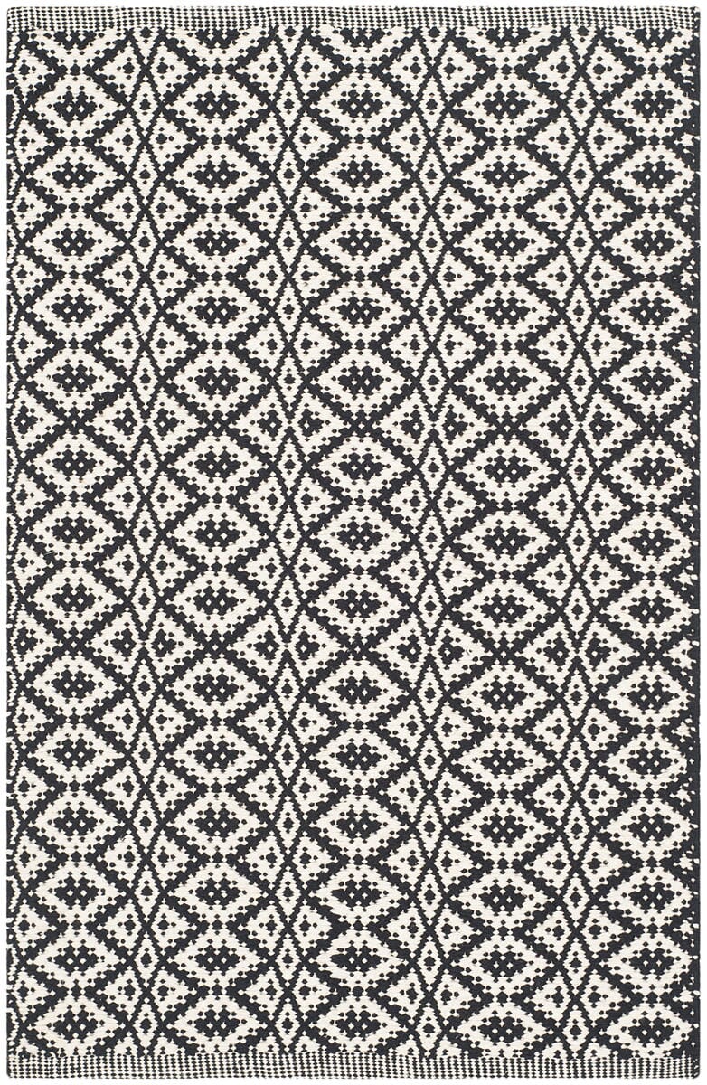 Safavieh Montauk Mtk716D Ivory / Black Geometric Area Rug