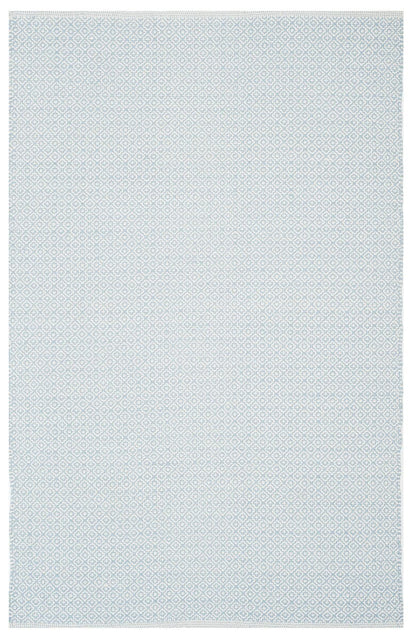 Safavieh Montauk Mtk717B Ivory / Light Blue Area Rug