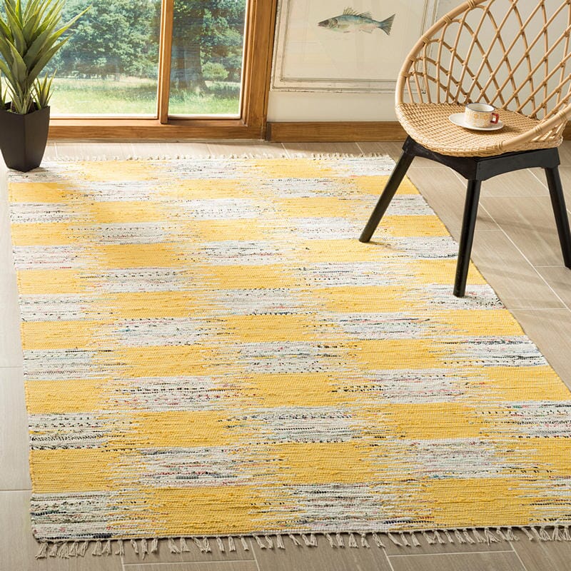 Safavieh Montauk Mtk721A Yellow / Multi Geometric Area Rug