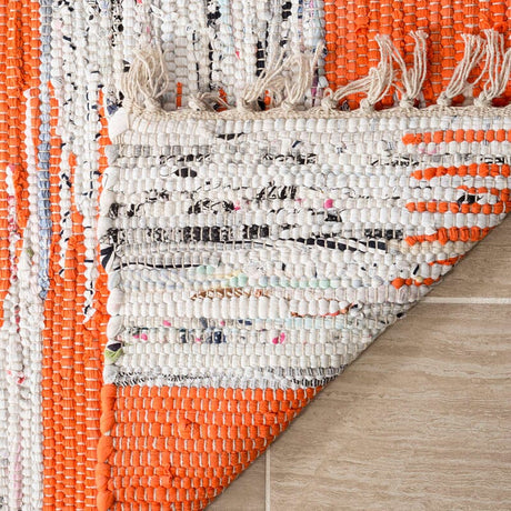 Safavieh Montauk Mtk721B Orange / Multi Rugs.