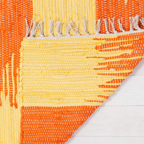 Safavieh Montauk Mtk721C Yellow / Orange Rugs.